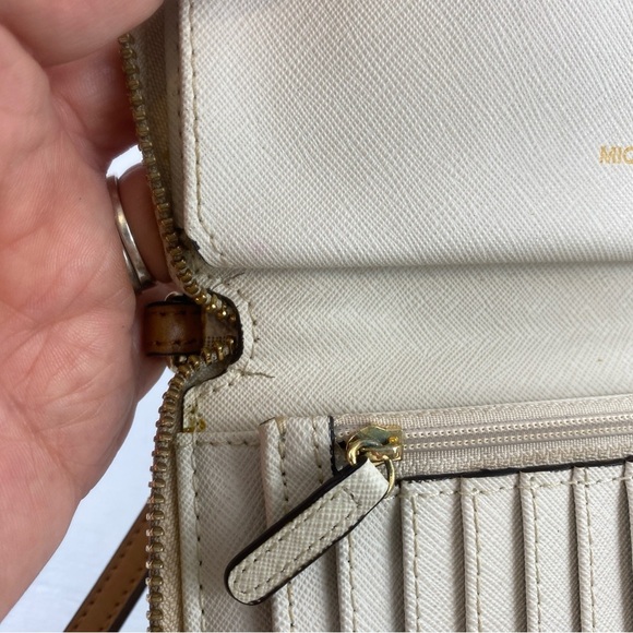 Michael Kors Women’s Beige Signature MK Monogram Logo Zip Up Wristlet Wallet - Picture 6 of 12